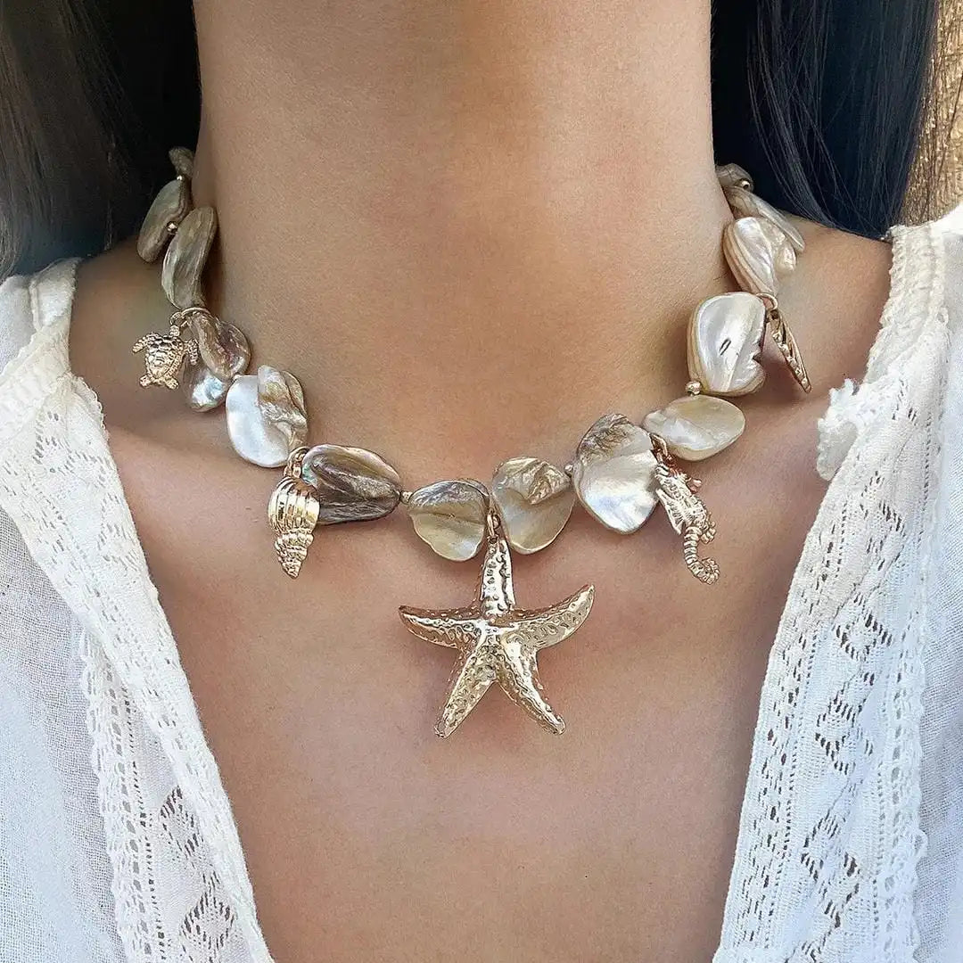 Boho stiliaus grandinėlė su jūros žvaigždės pakabuku