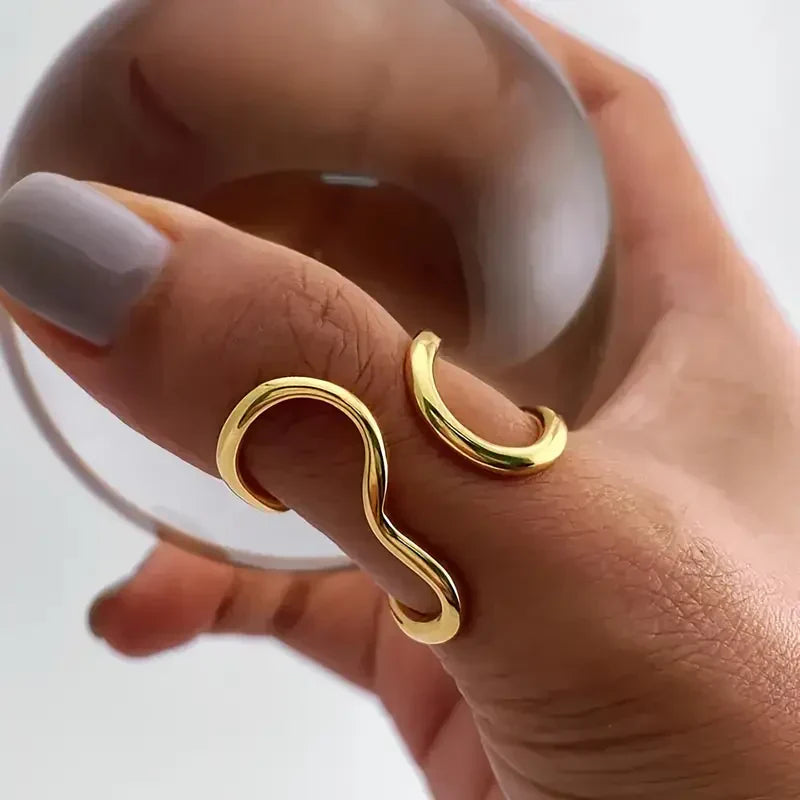 Irregular wavy žiedas | Auksinis
